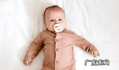 安抚奶嘴有必要用吗 安抚奶嘴能用吗?