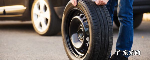 太空轮和发泡轮的区别是什么，太空轮好还是发泡轮好