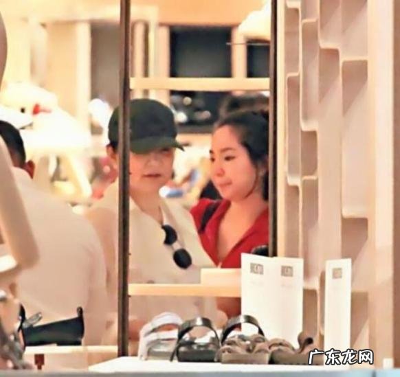 林青霞近照曝光图片,林青霞近照现在的照片