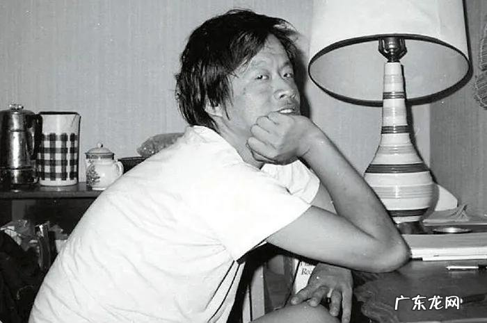 重读王小波：10句经典语话，写尽百岁人生