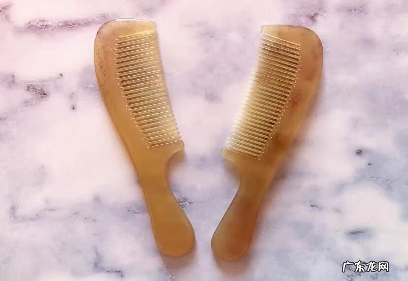 用什么梳子梳头对头发好 哪种梳子对头发最好