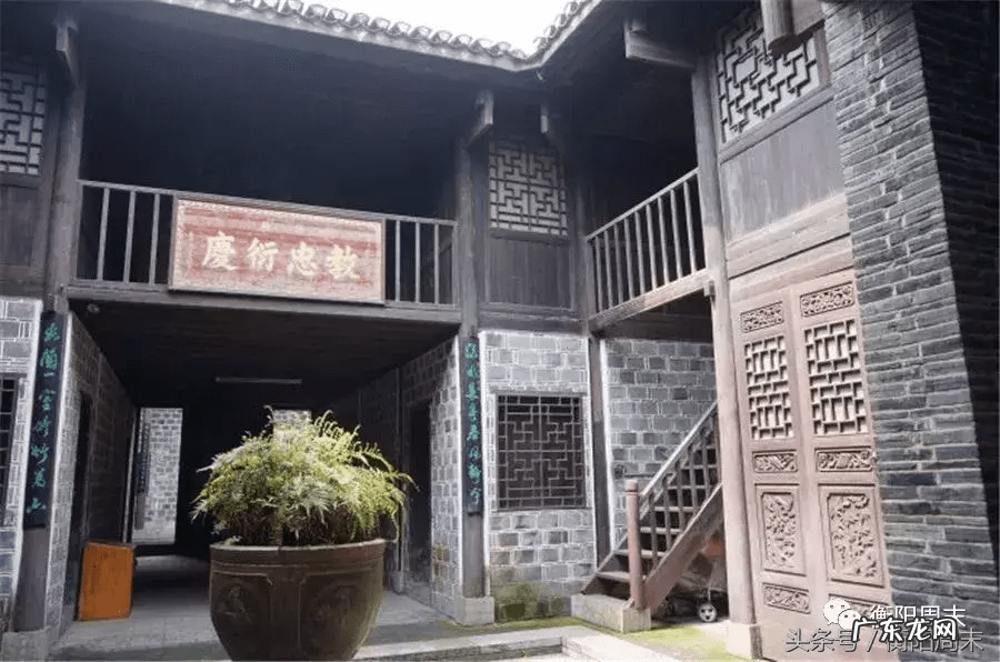 开莲花的风水宝地 荷花地风水宝地