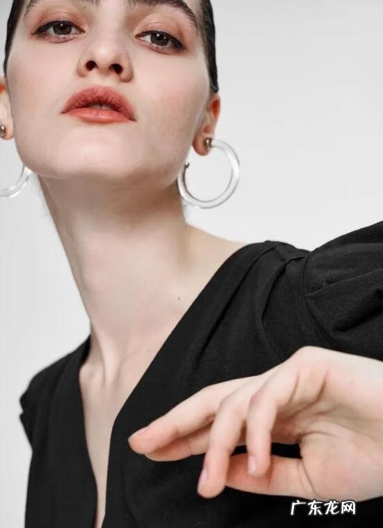 教你如何搭配服装 怎么搭配服装好看