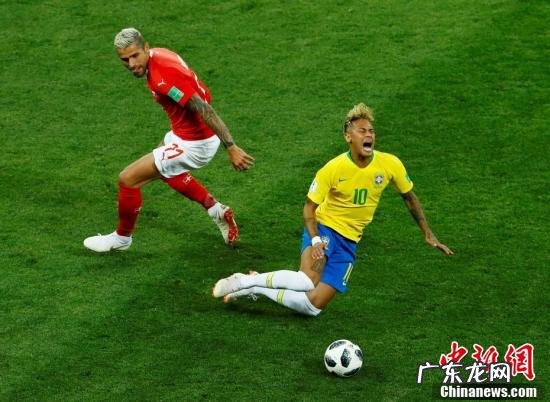 内马尔真的滚了 内马尔滚了多少圈