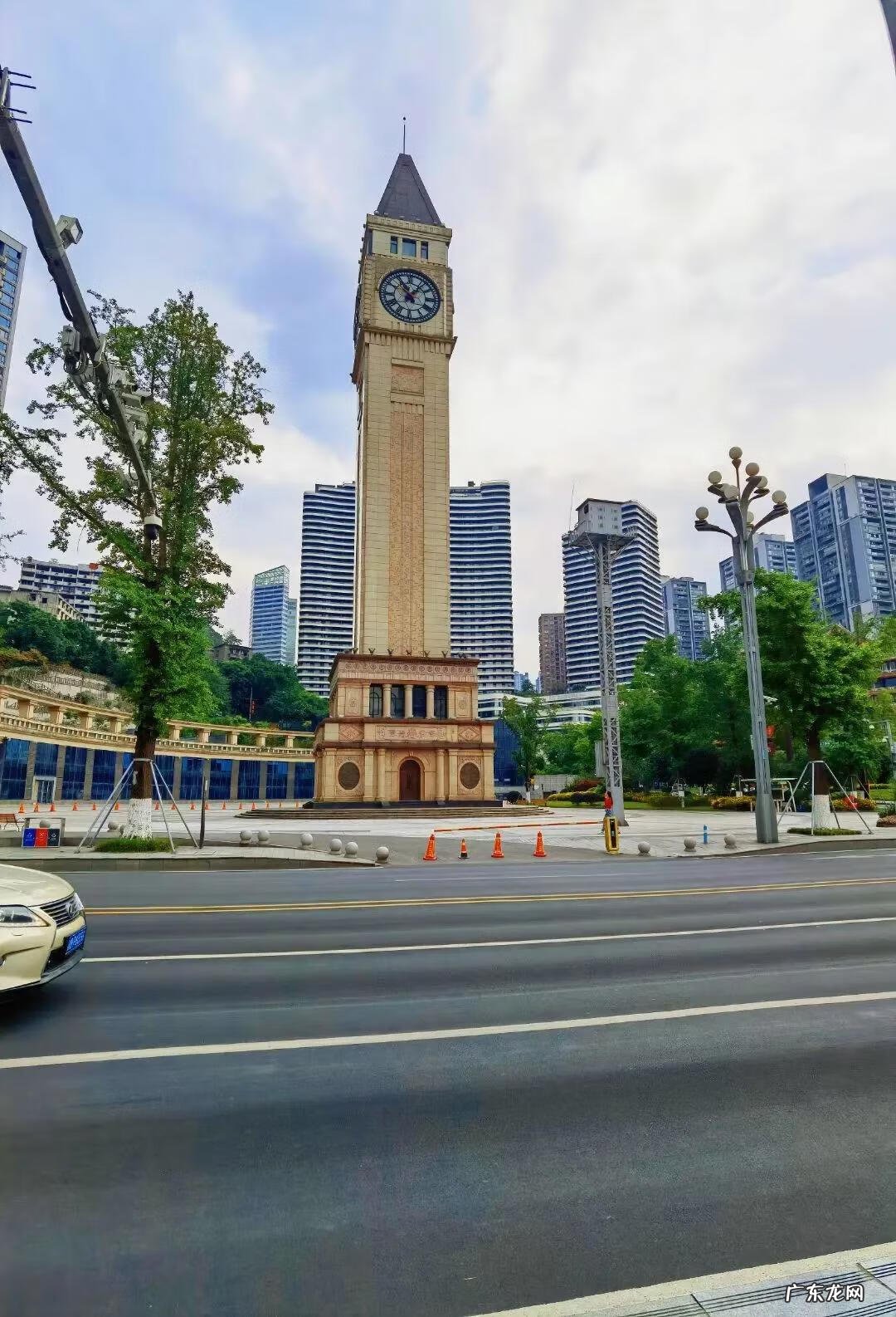 南滨路钟楼广场 重庆南滨路钟楼广场风水