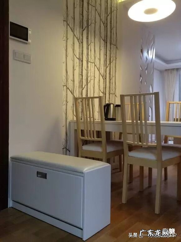 正对门玄关墙 玄关能开窗吗