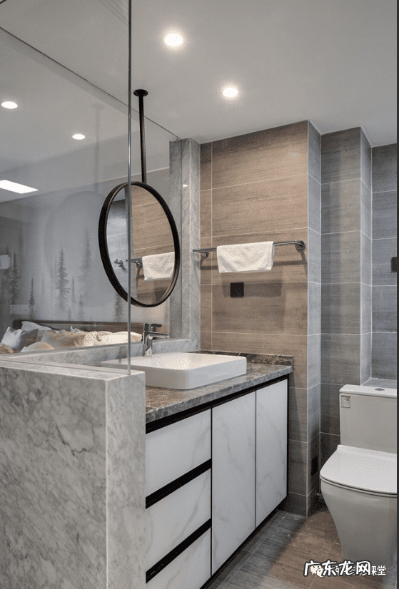 穿衣镜怎么安装在墙上 墙壁镜子安装有啥禁忌