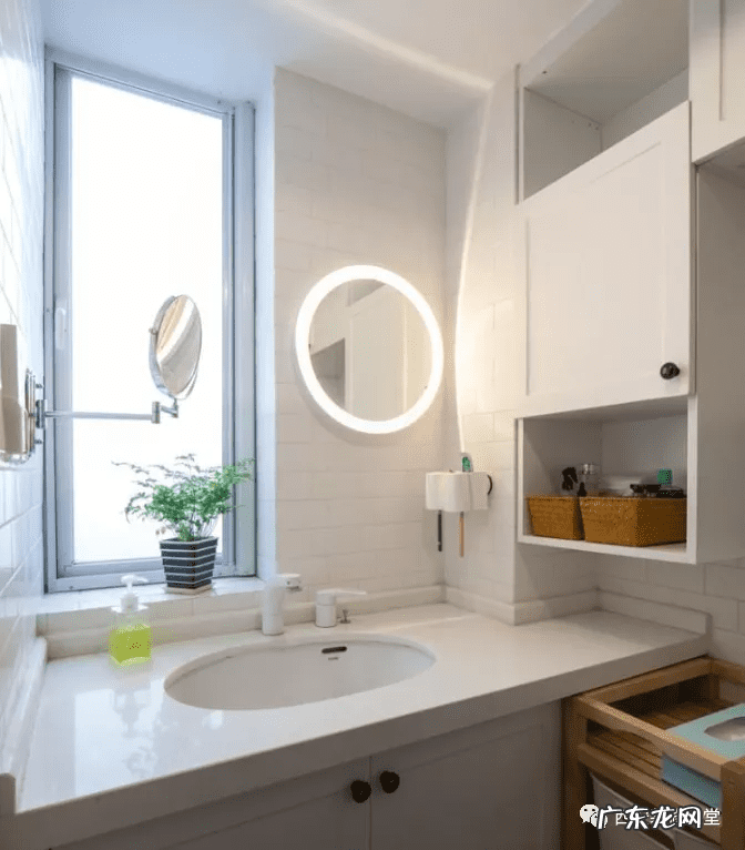 穿衣镜怎么安装在墙上 墙壁镜子安装有啥禁忌