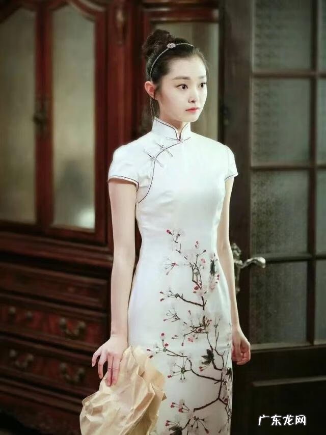 皮肤细腻白皙 皮肤白皙怎么形容