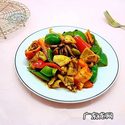 红烧鱿鱼的做法及配料 红烧炒鱿鱼的家常做法