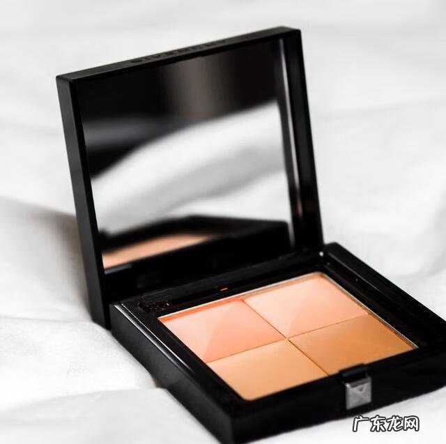 基础护肤化妆的正确步骤 化妆基本步骤有哪些