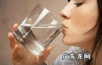 鞠婧祎减肥喝水法 喝水减肥法有用吗
