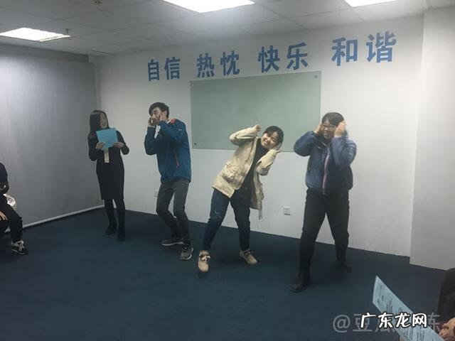 怎么提高自己的语言表达能力 怎么提升自己语言表达能力