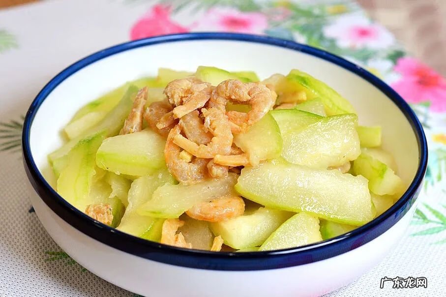 小冬瓜能吃吗 冬瓜子能吃吗怎么吃