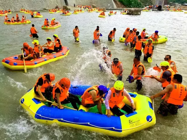 坟地风水宝地怎么看怎么了解 犀牛望月祖坟风水