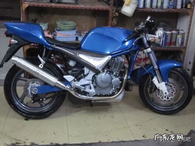 暴力摩托2002手机版 暴力摩托2002