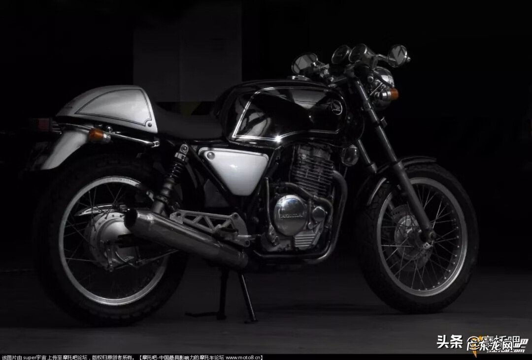 暴力摩托2002手机版 暴力摩托2002