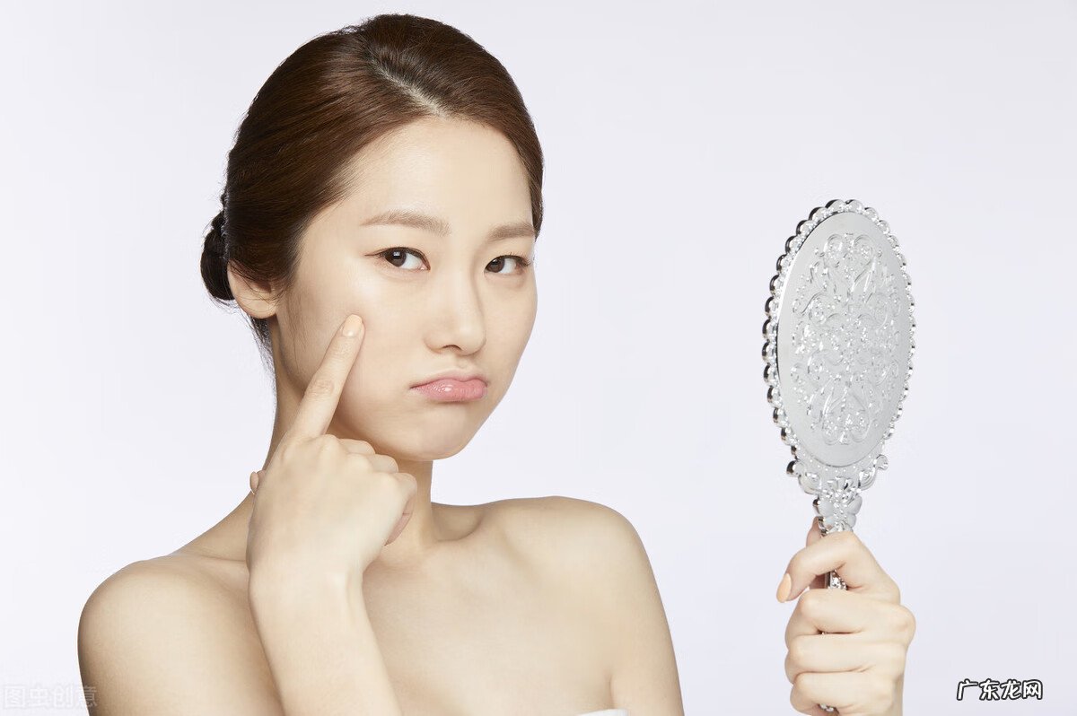 青春痘形成的原因是什么 青春痘是怎样引起的