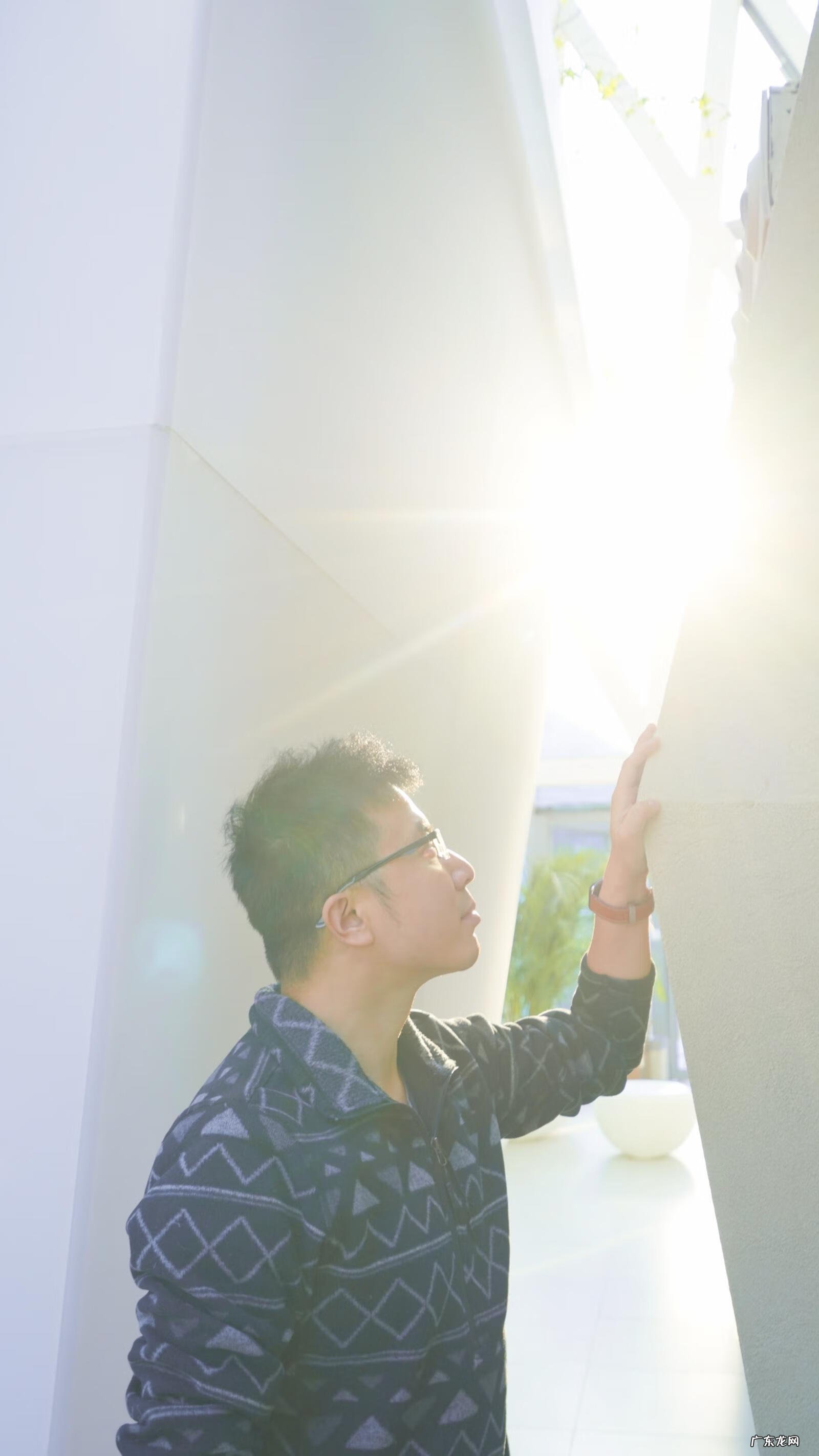 极光世界是哪个公司的 极光世界好玩吗