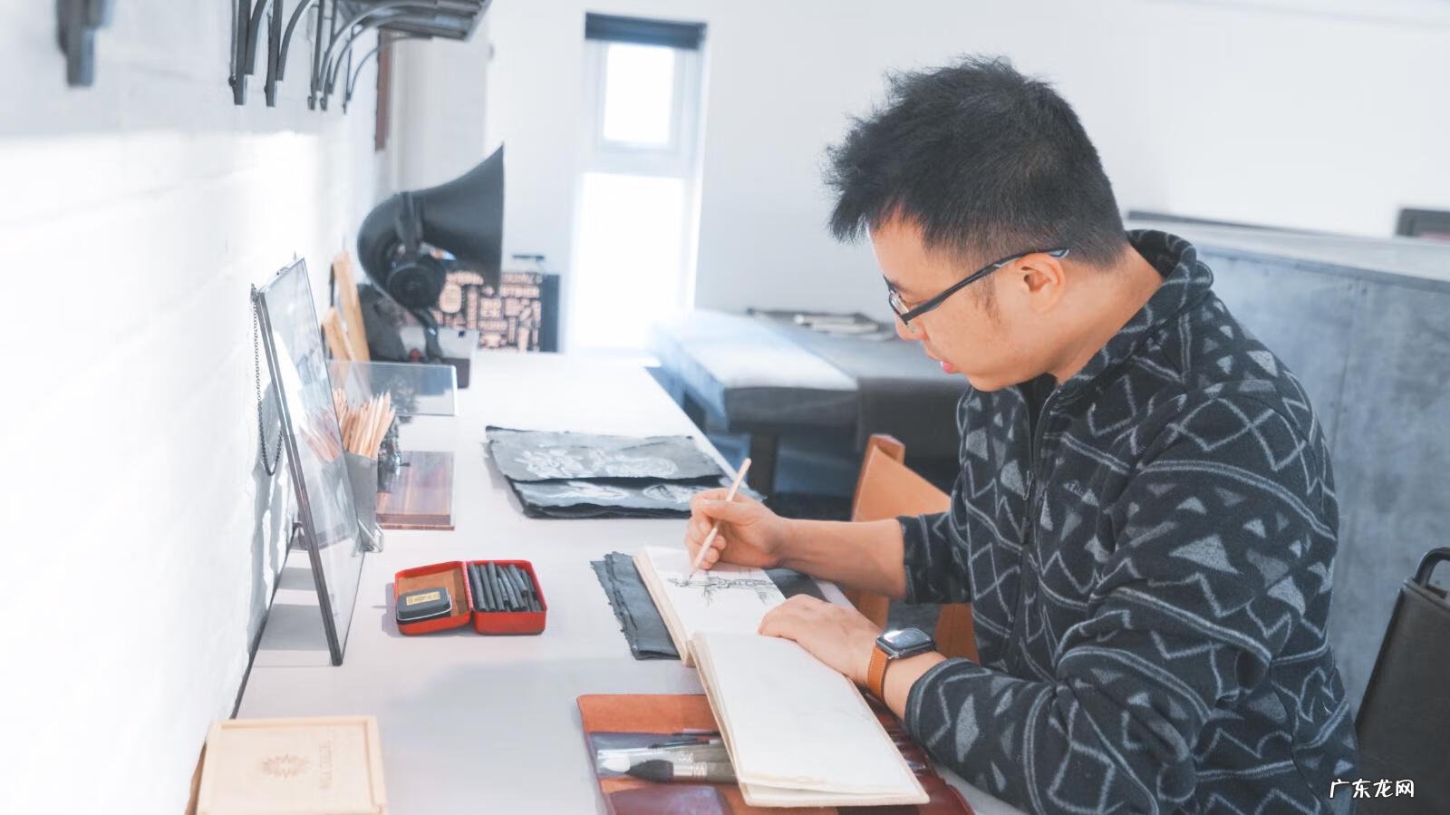 极光世界是哪个公司的 极光世界好玩吗