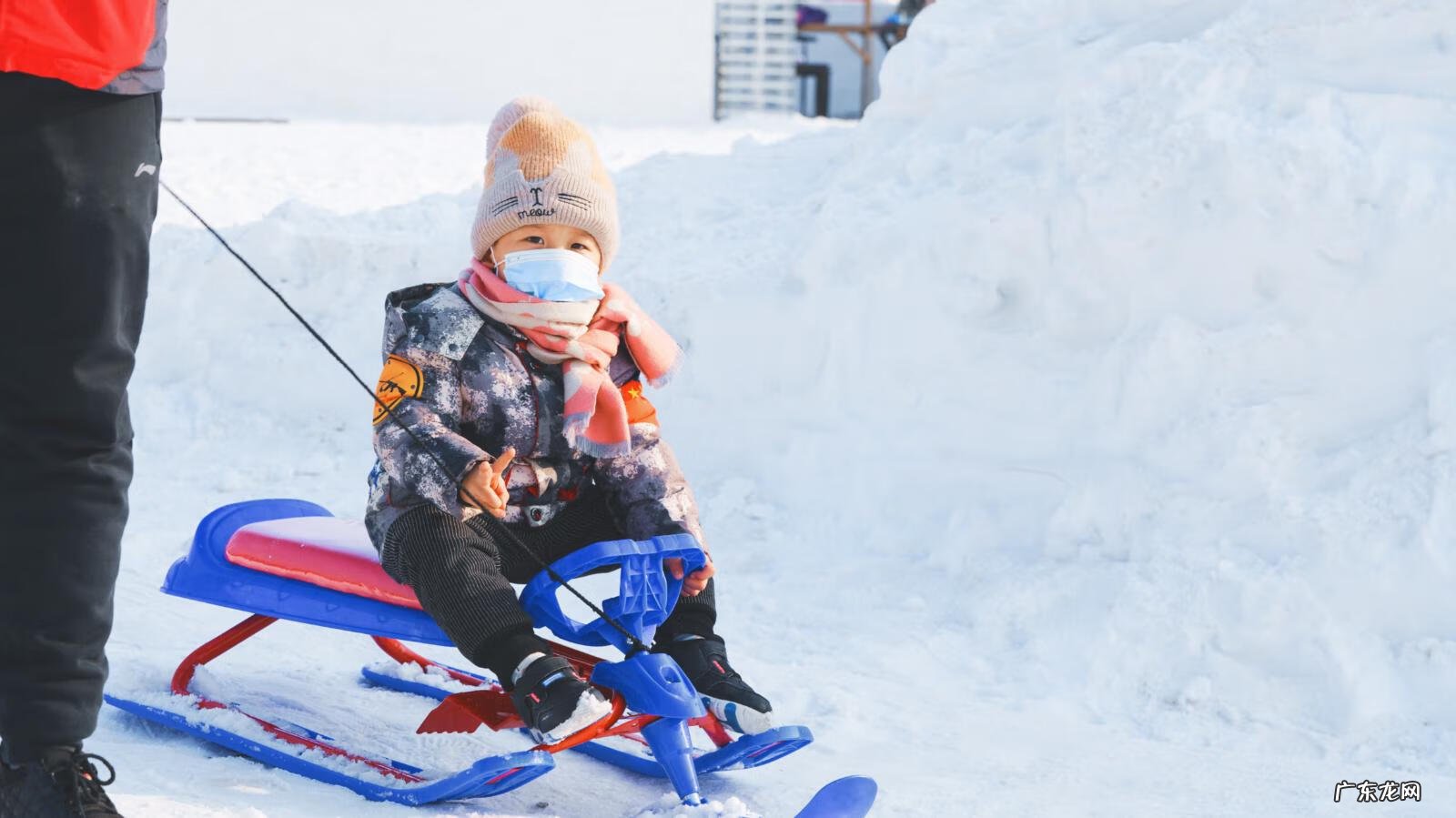 极光世界是哪个公司的 极光世界好玩吗