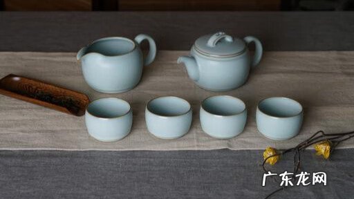 茶具摆放风水禁忌 开片的茶具