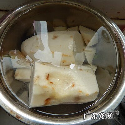 拔丝芋头需要先蒸熟吗 拔丝芋头怎么做?