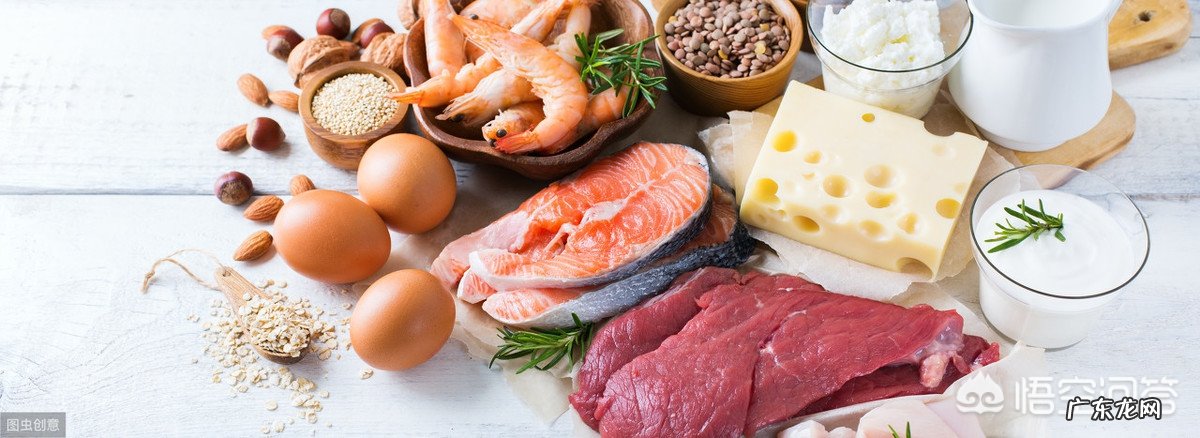 怀孕初期都应该吃什么对胎儿发育有帮助?什么时候开始喝含DHA的孕妇奶粉?