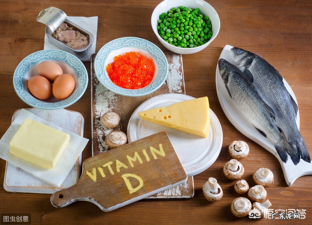 怀孕初期都应该吃什么对胎儿发育有帮助?什么时候开始喝含DHA的孕妇奶粉?