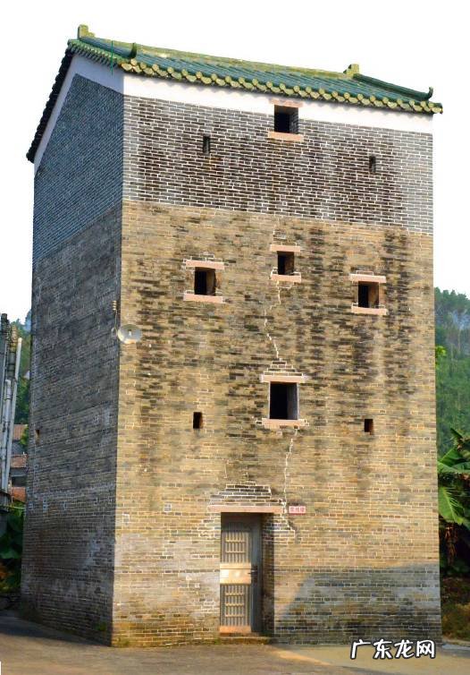 墨玉石是什么石头 风水宝地有石头