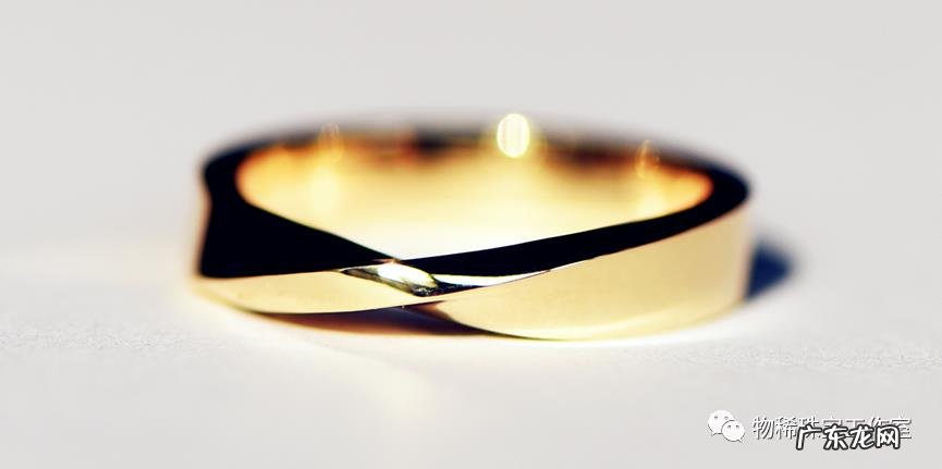 对戒什么牌子的好?