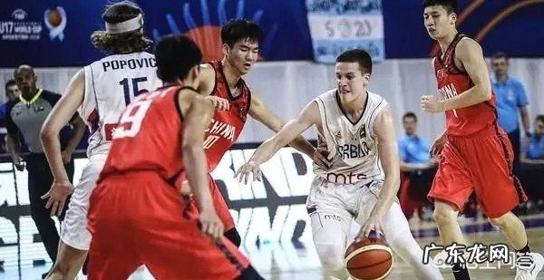 CBA史上最严厉处罚!中国男篮18岁新星焦泊乔不服从管理,被宣布永久停赛。你怎么看?