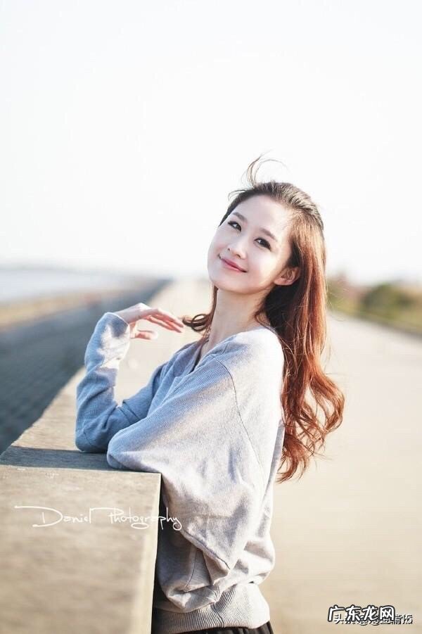 我觉得30岁的女人比二十几岁的女人更漂亮,你觉得呢?