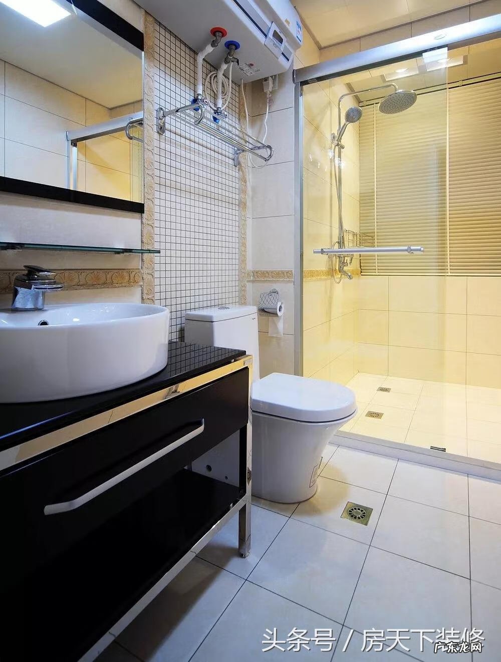 厨房窗户上面打吊柜图片 门上吊柜的风水