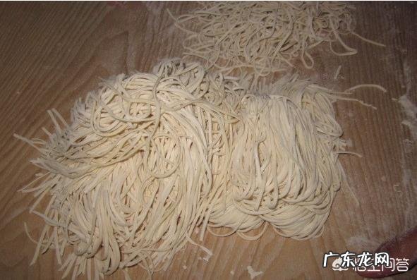 刚做完胃镜的人吃些什么食物比较好?有哪些易学且有营养的菜谱推荐?