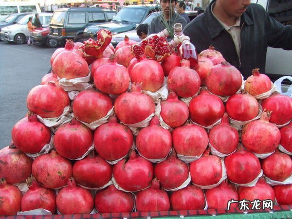 吃石榴有什么好处 吃石榴的功效与作用点