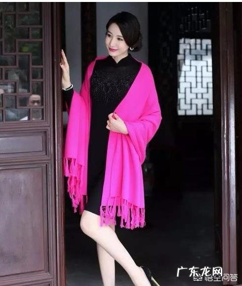 旗袍搭配什么样的披肩时尚又大气？