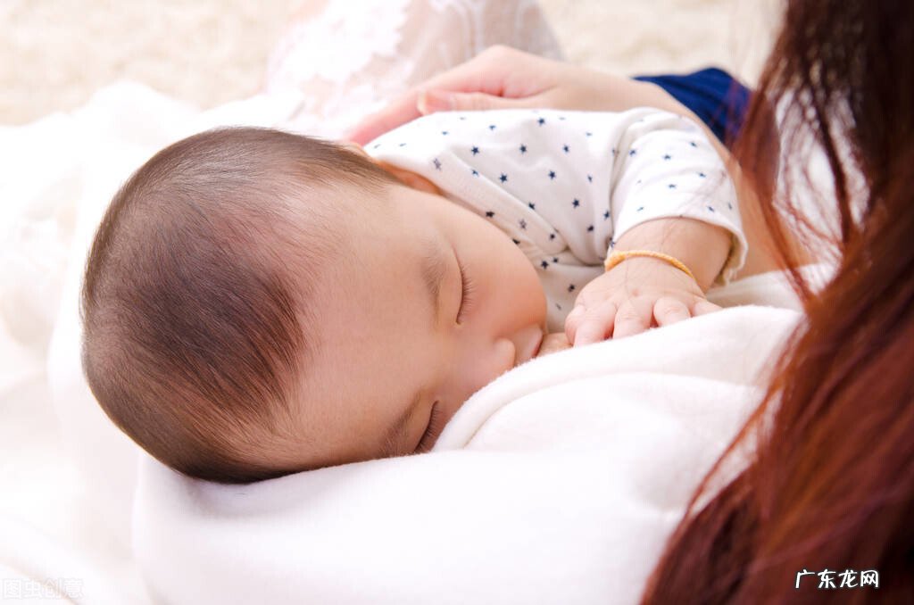 新生儿应该怎样喂养?