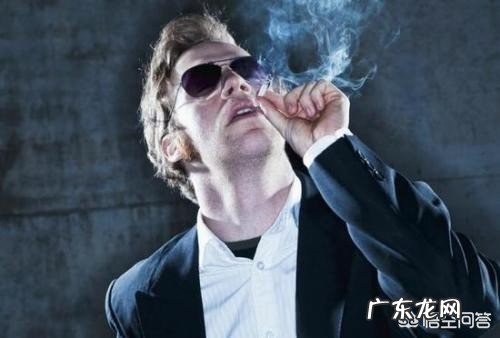 四十岁的男人喜欢和什么样的女性交往?