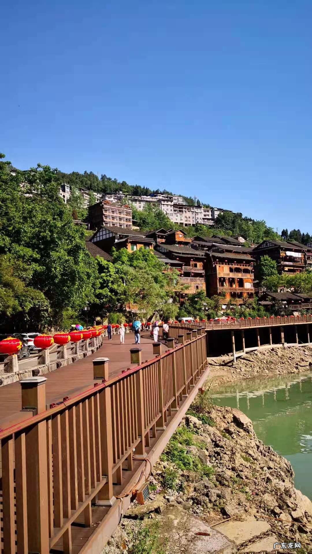 你有没有一瞬间觉得自己曾经来过这个地方或则干过同样的事情，可你确实是第一次来这里？