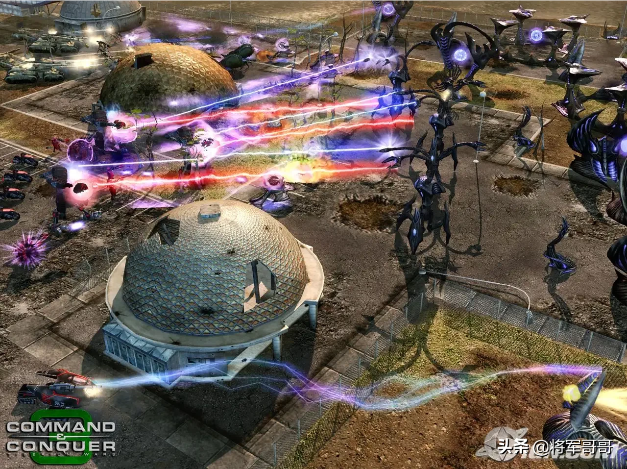 关于红警2，哪个版本更好玩？