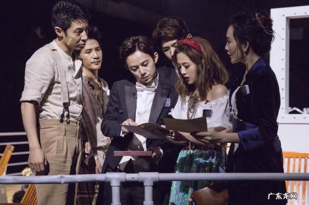 密室逃脱20按钮的顺序 密室逃脱20彩色筹码怎么弄