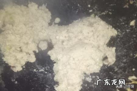 打豆浆后的豆渣怎么吃---清炒豆渣？