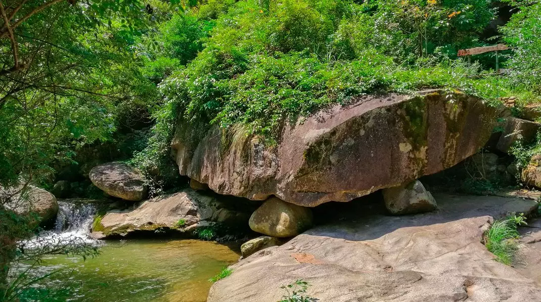 风水天马作案图 天马饮泉风水发何姓