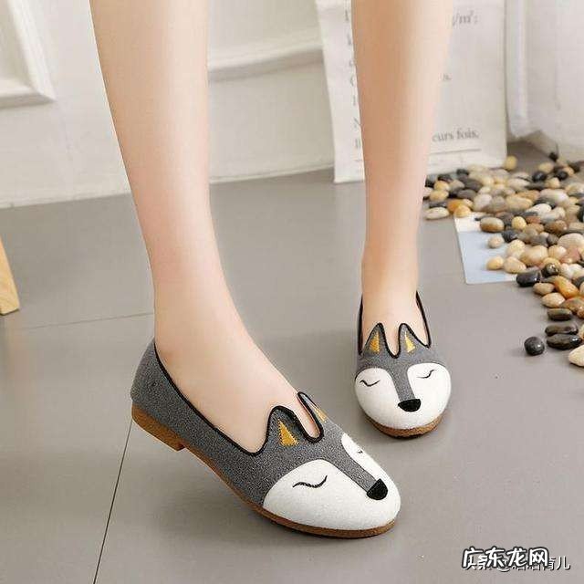 想给媳妇买双特舒服的运动鞋类型鞋子,孕妇穿的,孕中期,求解答?