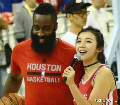 心机女?张曼源其实是安踏的代言人!林书豪签约会上,她把特步说成安踏,是故意的吗?