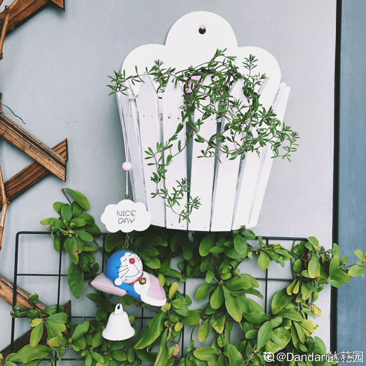 头发最近掉的厉害怎么办 头发掉的很厉害该怎么办