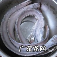 顺义烙饼卷带鱼做法 烙饼卷带鱼哪家好