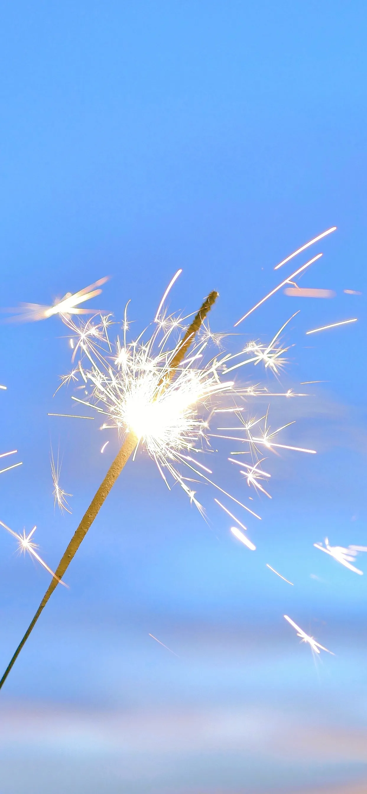 有什么好的文案吗？无关爱情？