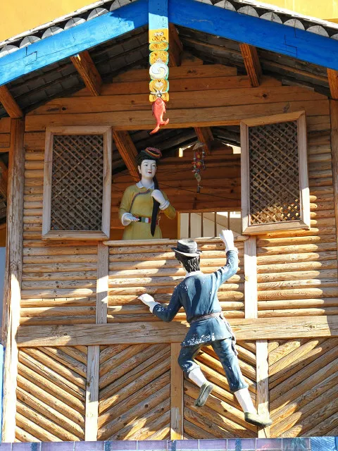 女儿国真实存在?里面规定太奇怪,夜间姑娘不许出门,这是为何?